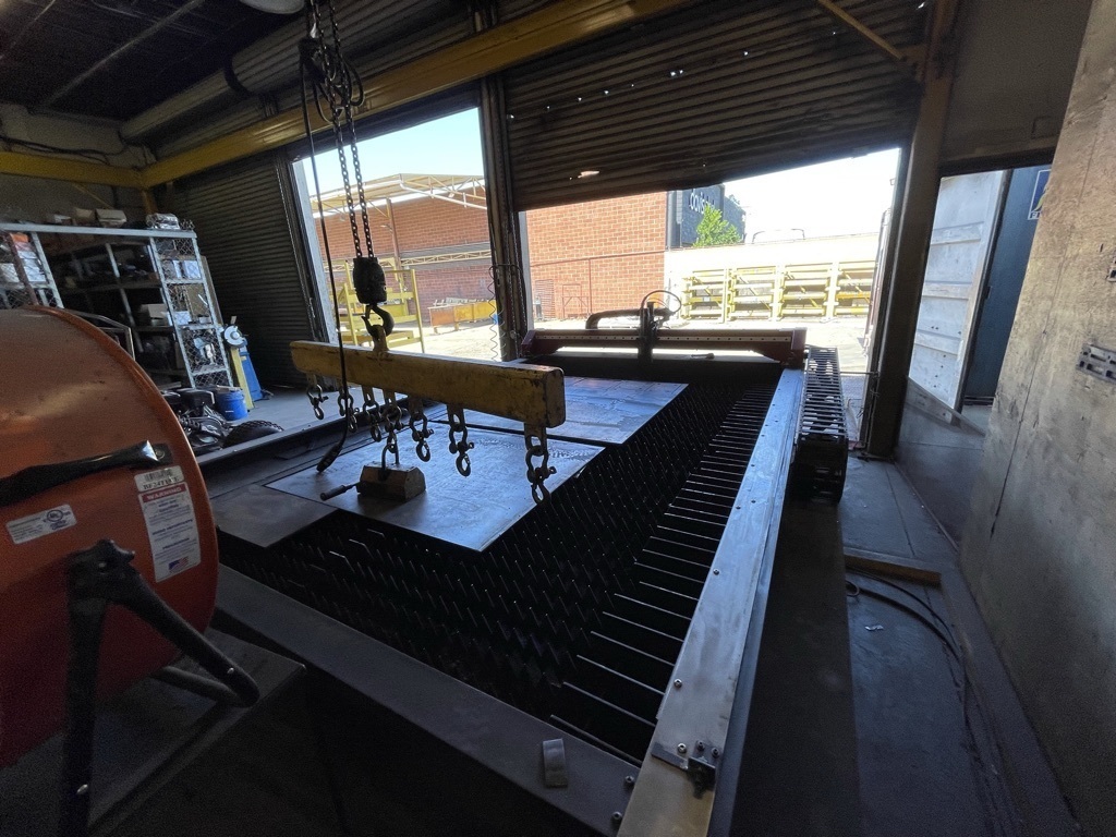 LINCOLN ELECTRIC TORCHMATE X Gantry Plate Machines | JPS International Inc